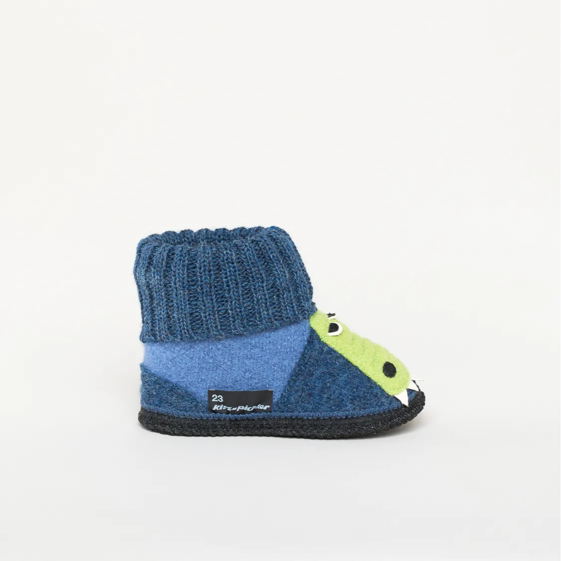 Baby slippers hotsell with grips